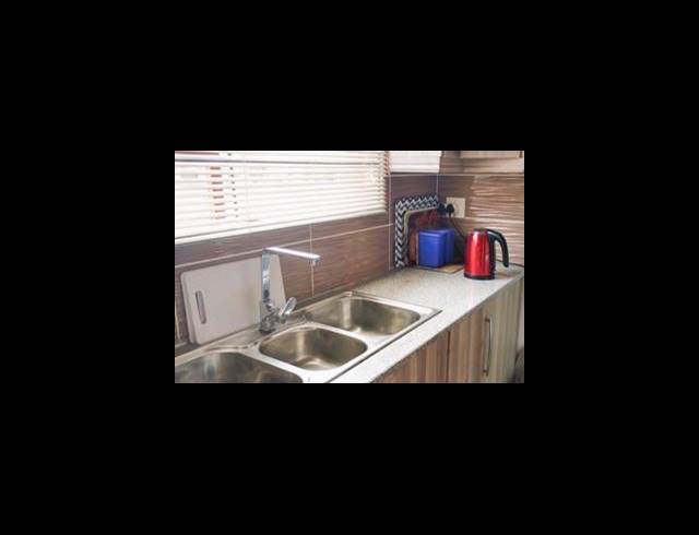 4 BEDROOM HOUSE FOR SALE IN WOODHILL ESTATE